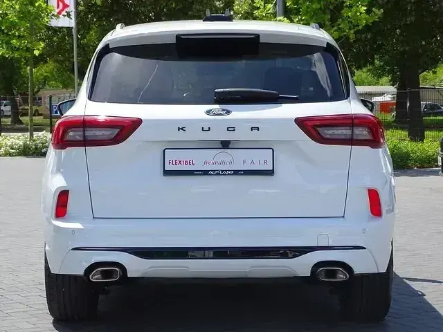 Gebraucht Ford Kuga ST-Line 186 PS (136 kW) 2025 Weiß SUV