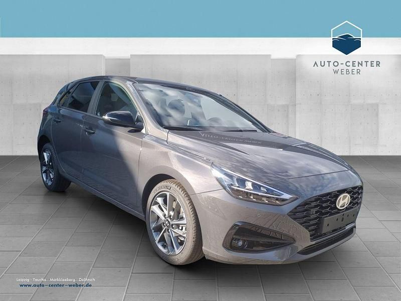Neu Hyundai i30 Advantage 140 PS (102 kW) 2026 Ecotronic grey Limousine