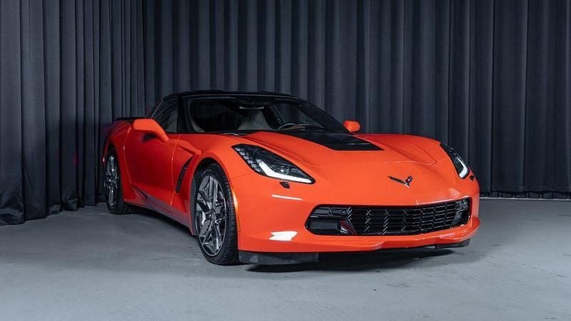 Używany Corvette Stingray 466 KM (342 kW) 2019 Pomarańczowy Coupe