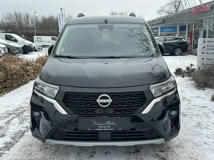 Neu Nissan Townstar Tekna 131 PS (96 kW) 2026 Schwarz Kombi