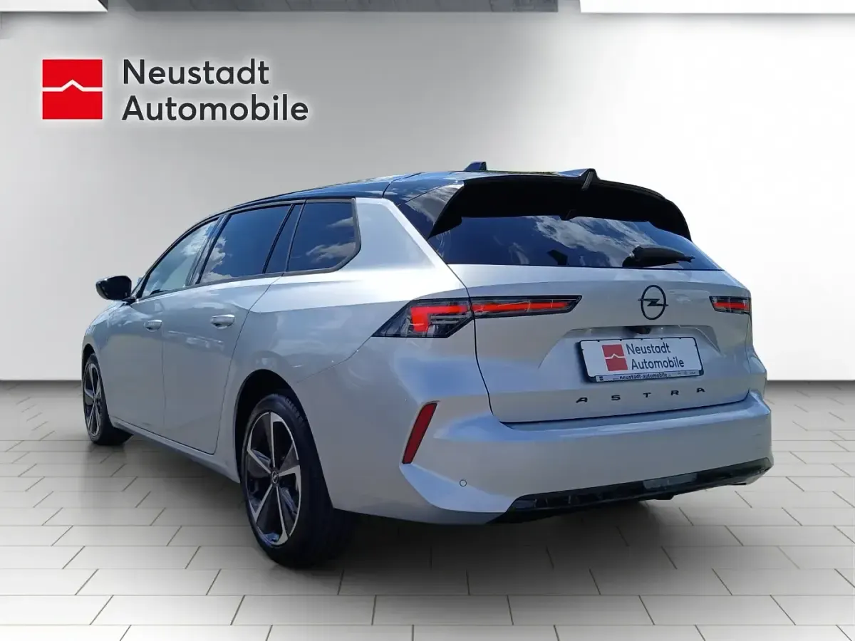 Gebraucht Opel Astra GS Line 131 PS (96 kW) 2025 Silber Kleinwagen