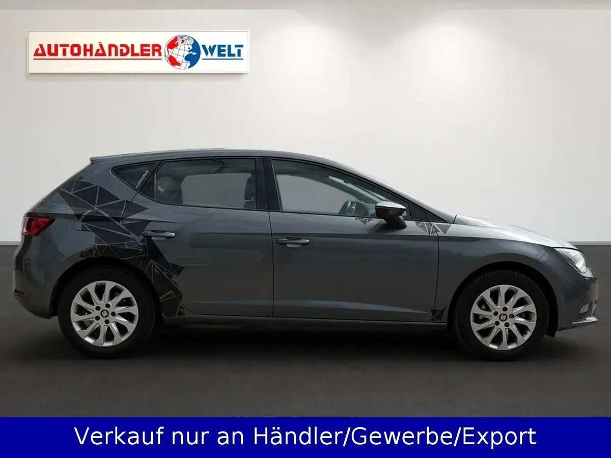 Gebraucht Seat Leon Style 110 PS (80 kW) 2016 Grau Limousine