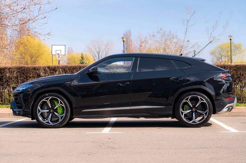Gebraucht Lamborghini Urus 650 PS (478 kW) 2021 Schwarz SUV