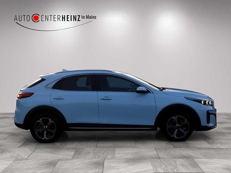 Gebraucht Kia XCeed Vision 105 PS (77 kW) 2022 (wd) cararraweiss SUV