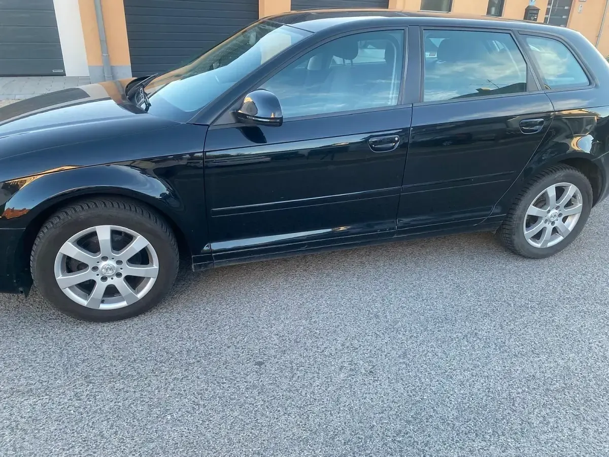 Gebraucht Audi A3 125 PS (91 kW) 2009 Schwarz Kleinwagen