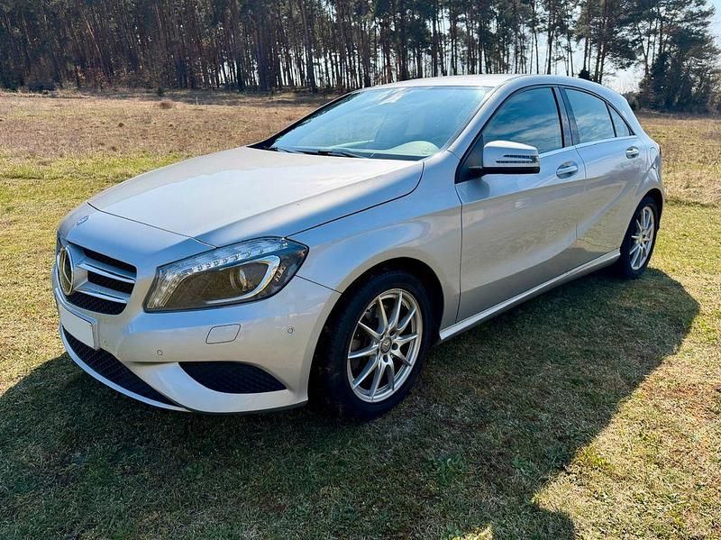 Gebraucht Mercedes A250 AMG 211 PS (155 kW) 2012 Silber Limousine