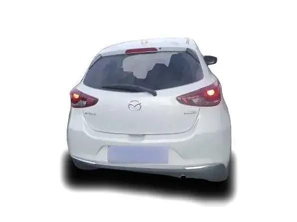 Usata Mazda 2 89 CV (65 kW) 2020 Bianco Utilitaria
