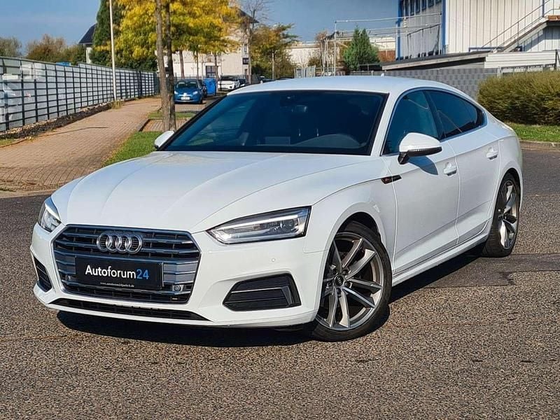 Weiß Gebraucht 2017 Audi A5 Sportback S-Line Limousine | 19.999 € (Superpreis) - Bild 1/4