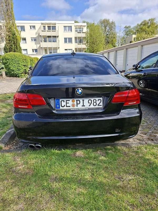 Gebraucht BMW 328 243 PS (178 kW) 2013 Coupé