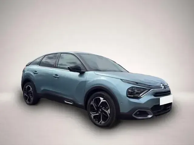 Gebraucht Citroën C4 Shine 131 PS (96 kW) 2023 Manufacturer SUV