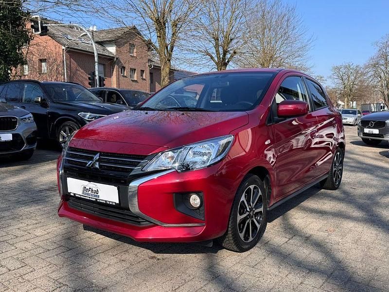 Second-hand Mitsubishi Space Star Select+ 71 CP (52 kW) 2023 Roșu Hatchback