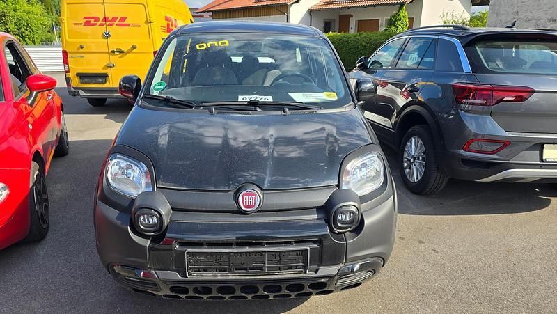 Schwarz Gebraucht 2023 Fiat Panda Kleinwagen | 12.499 € (Fairer Preis) - Bild 1/3