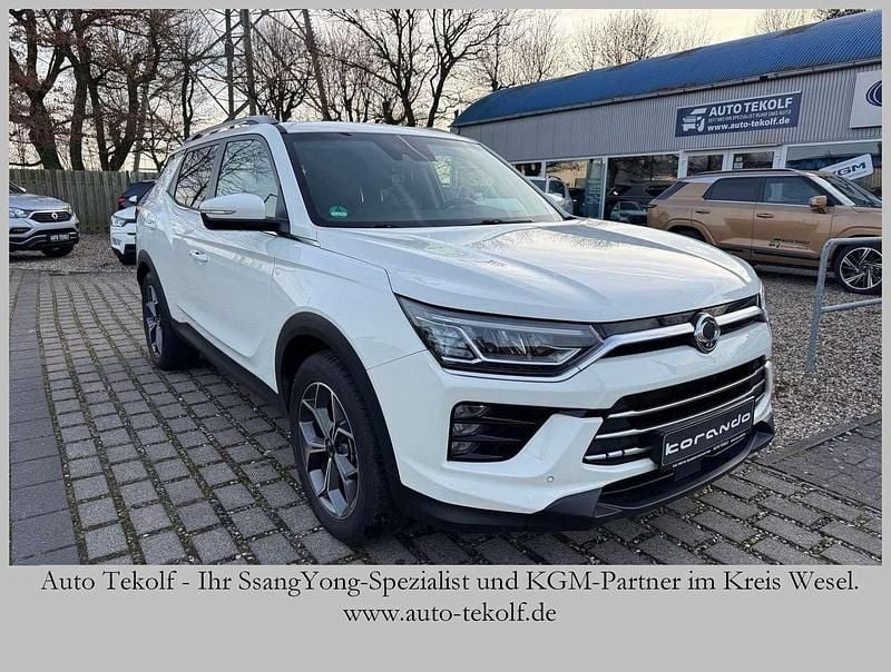 Grand white Gebraucht 2021 Ssangyong (KGM) Korando Sapphire SUV | 19.650 € (Fairer Preis) - Bild 1/4