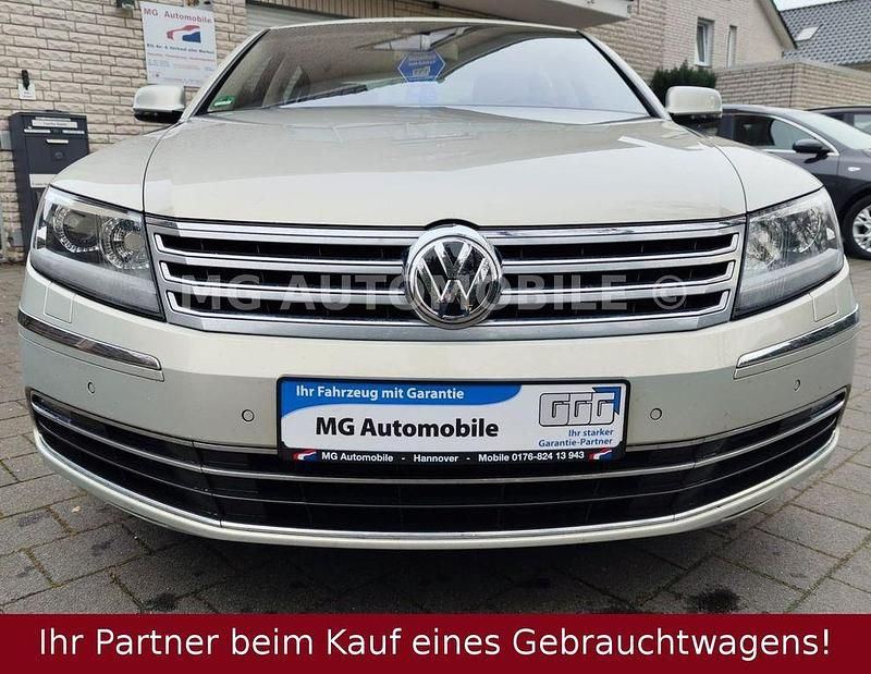 Gebraucht VW Phaeton 245 PS (180 kW) 2014 Gold Limousine