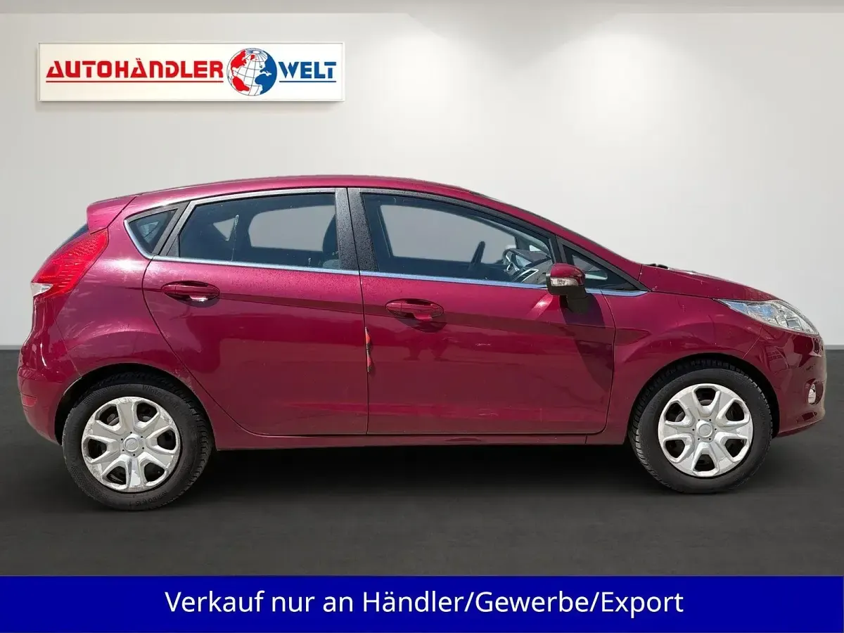 Gebraucht Ford Fiesta Titanium 82 PS (60 kW) 2010 Rot Kleinwagen