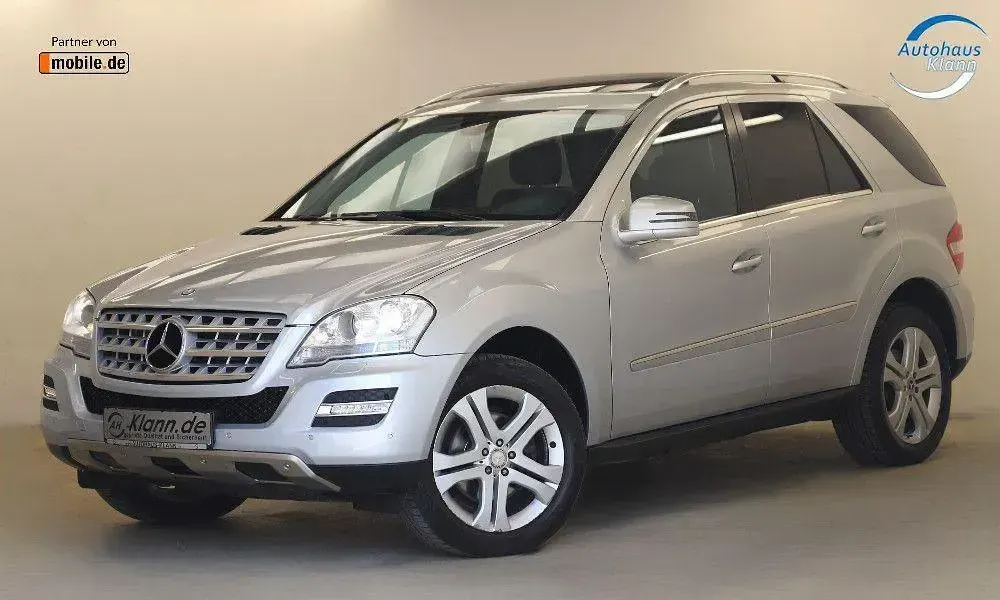Gebraucht Mercedes ML350 Sport 231 PS (169 kW) 2010 Silber SUV