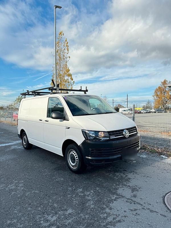 Używany VW Transporter 150 KM (110 kW) 2019 Biały Van