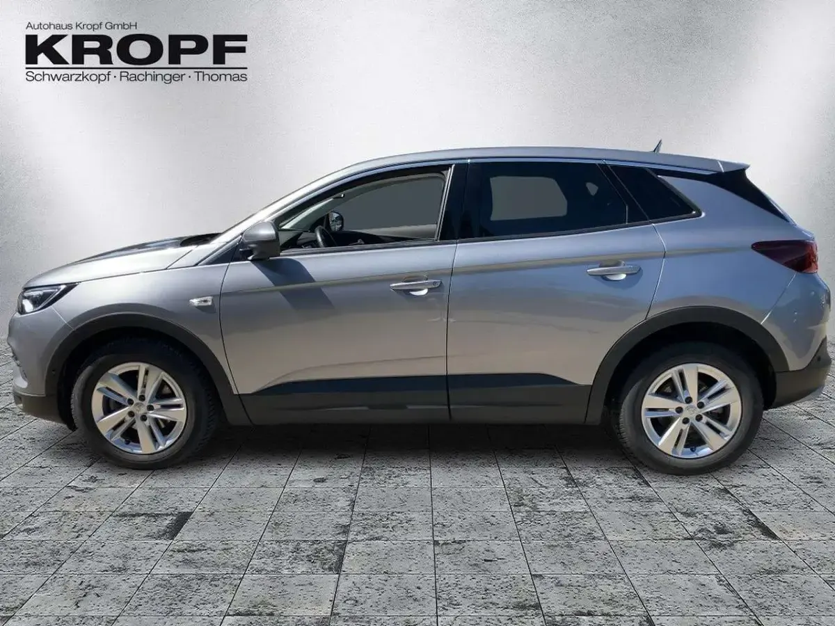 Gebraucht Opel Grandland X Innovation 177 PS (130 kW) 2020 Kontrast grau/quarz silber SUV