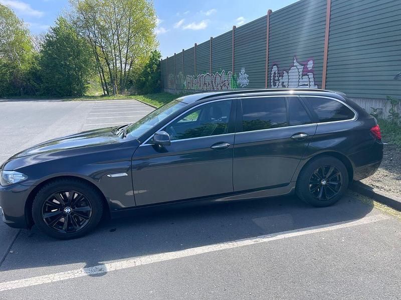 Usata BMW 525 218 CV (160 kW) 2015 Nero Berlina