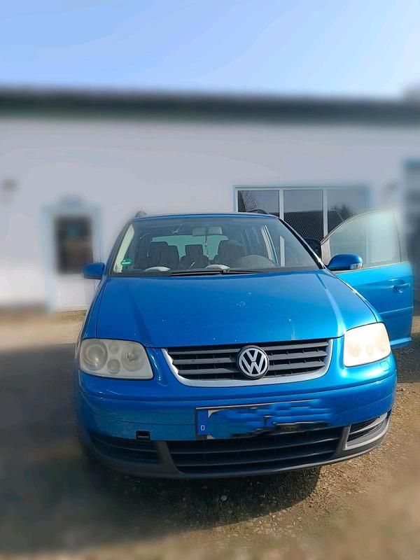 Gebraucht VW Touran 105 PS (77 kW) 2005 Blau Van / Kleinbus