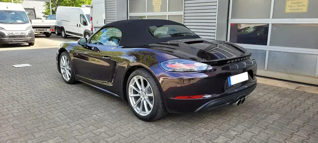 Gebraucht Porsche Boxster 299 PS (219 kW) 2018 Rot Cabrio