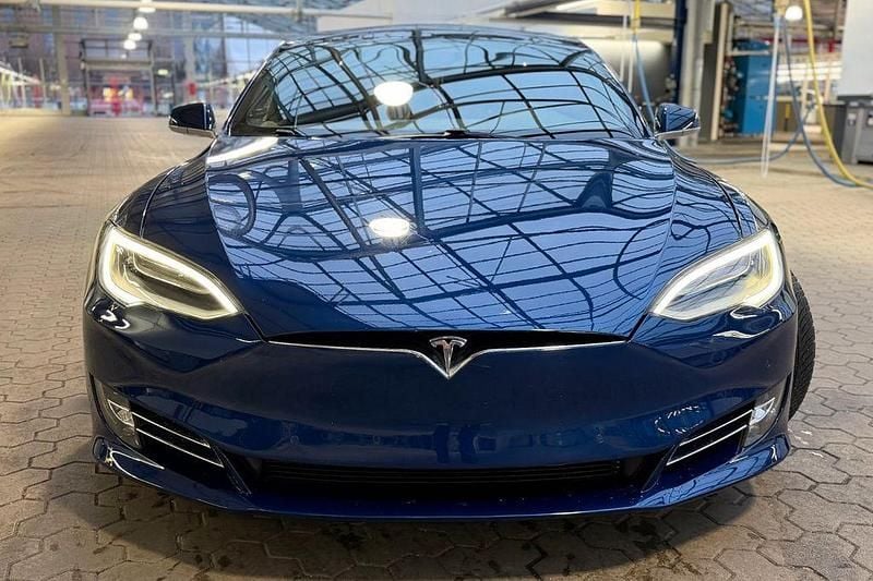 Gebraucht Tesla Model S Performance 580 kW (789 PS) 2019 Blau Kleinwagen