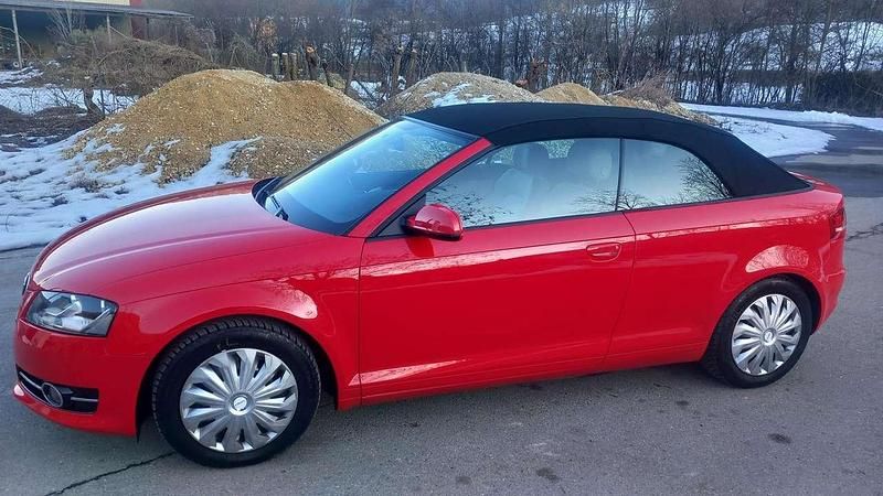 Gebraucht Audi A3 Cabriolet Attraction 105 PS (77 kW) 2010 Rot Cabrio