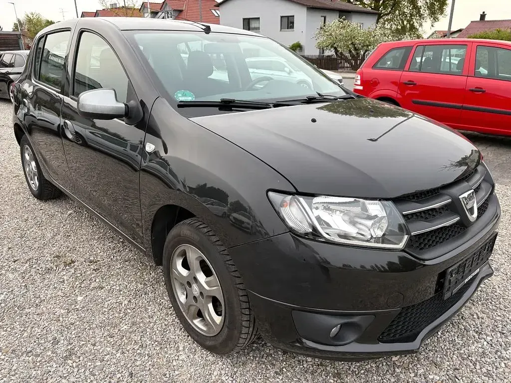 Gebraucht Dacia Sandero Celebration 73 PS (53 kW) 2015 Schwarz Limousine