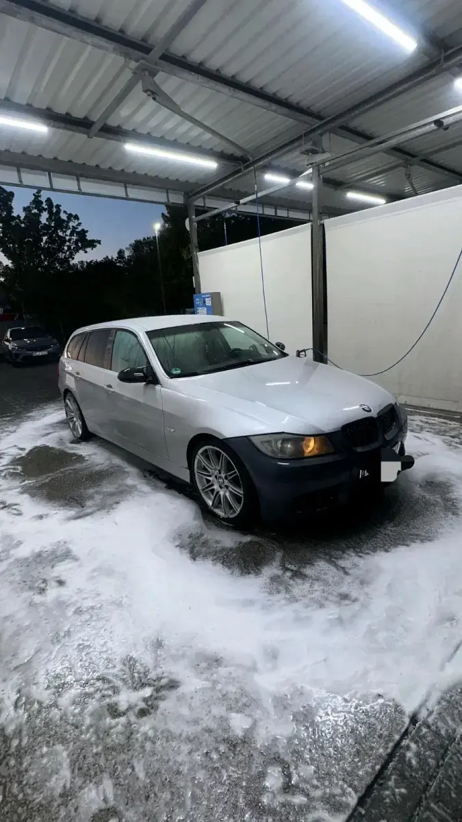 Gebraucht BMW 330 300 PS (220 kW) 2006 Silber Kombi