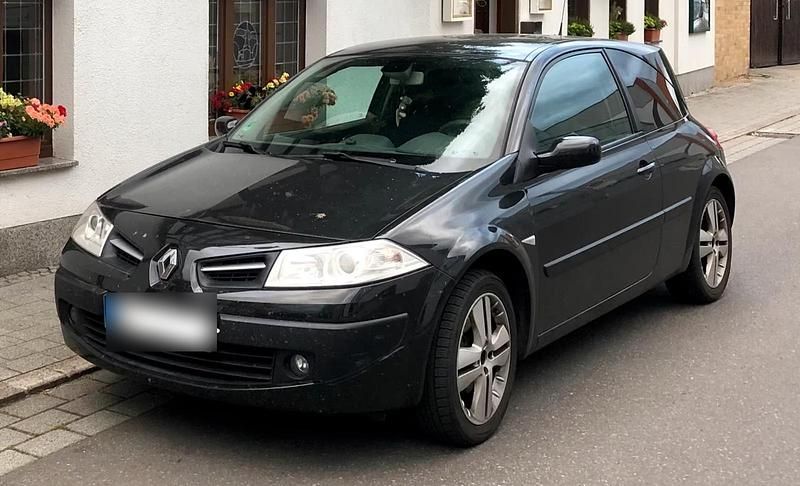 Gebraucht Renault Mégane II 113 PS (83 kW) 2008 Schwarz Coupé