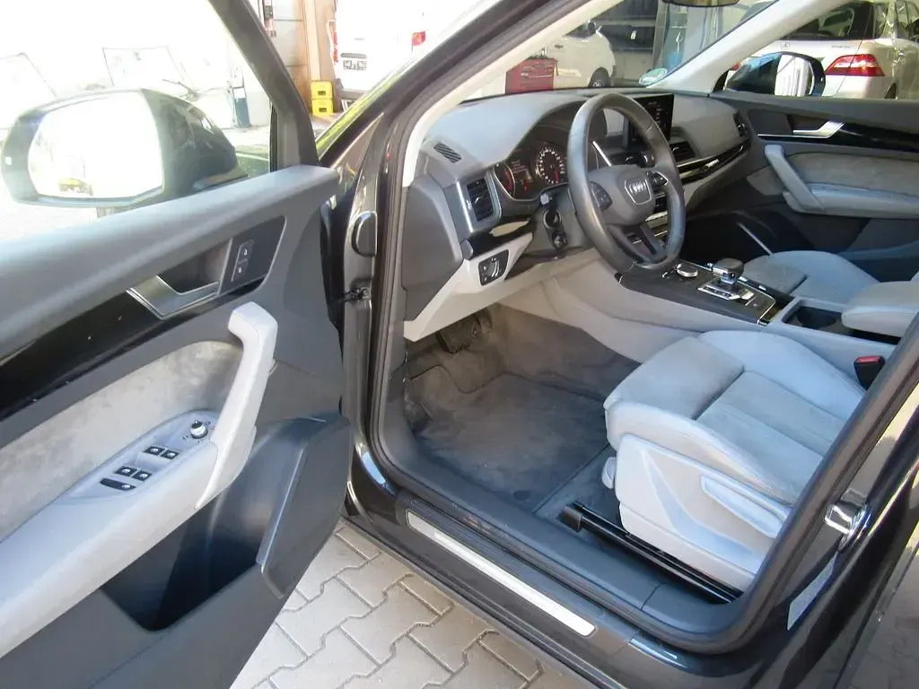 Gebraucht Audi Q5 Sport 231 PS (169 kW) 2020 Grau SUV