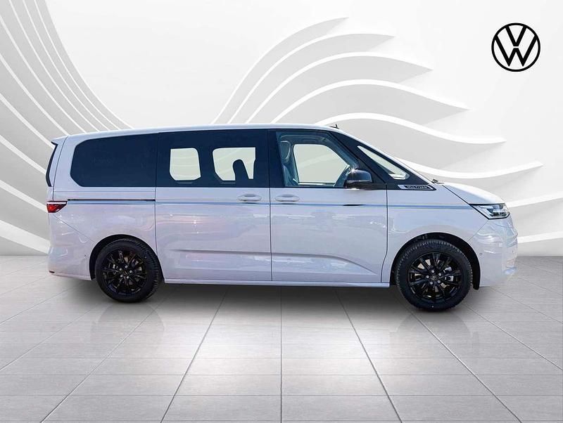 Gebraucht VW Multivan Style 150 PS (110 kW) 2025 Weiß Van