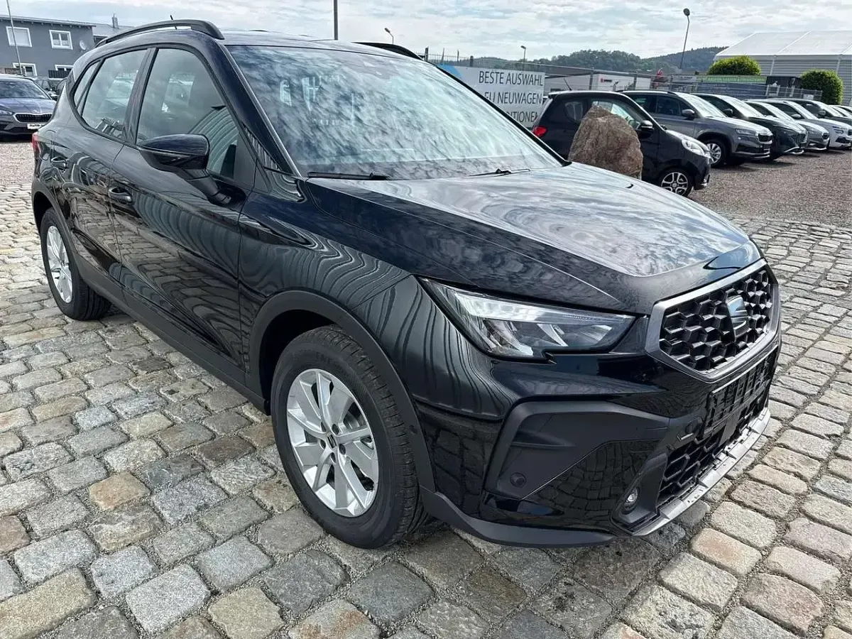 Neu Seat Arona Style 116 PS (85 kW) 2026 Schwarz metallic SUV