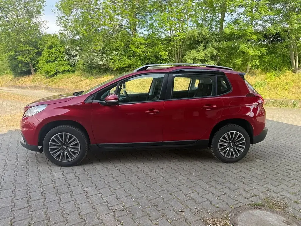 Gebraucht Peugeot 2008 Active 110 PS (80 kW) 2016 SUV