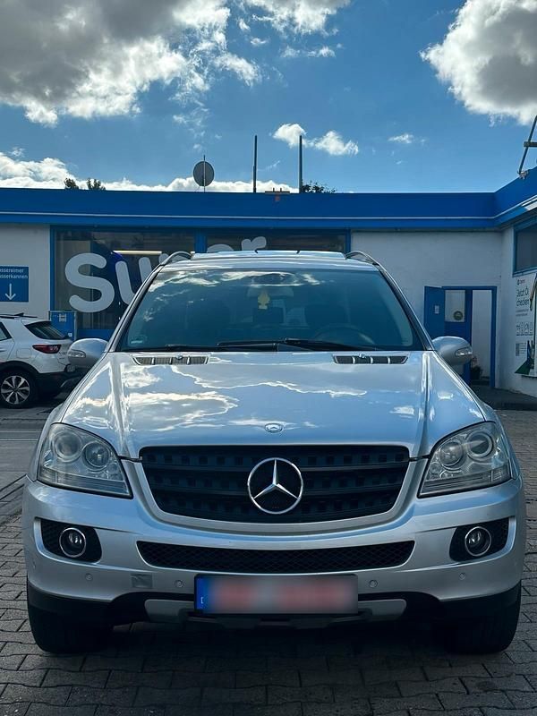 Silber Gebraucht 2008 Mercedes 280 SUV | 4.800 € (Superpreis) - Bild 1/4