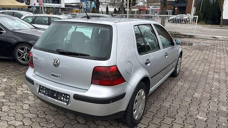 Gebraucht VW Golf IV 75 PS (55 kW) 2002 Limousine