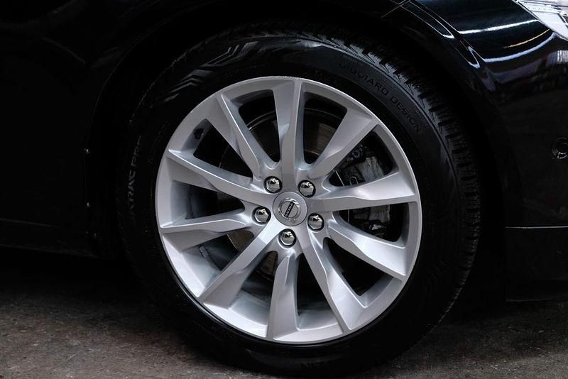 Gebraucht Volvo S90 Momentum 190 PS (139 kW) 2017 Schwarz Limousine