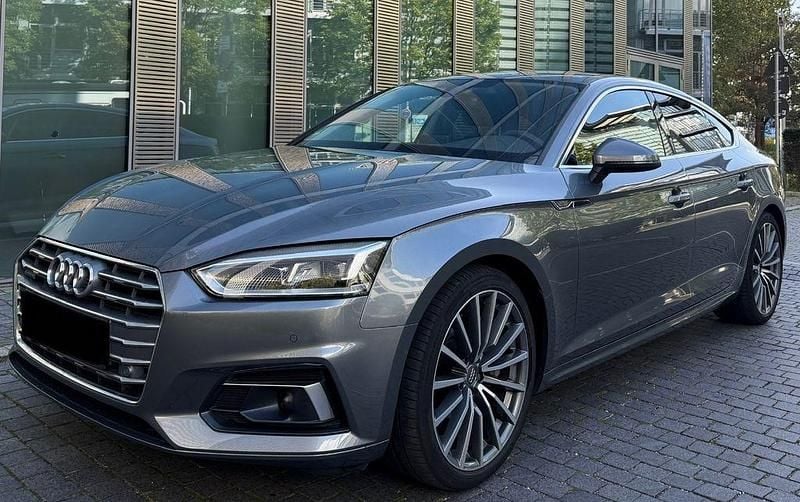 Grau Gebraucht 2017 Audi A5 Sportback Sport Limousine | 25.999 € (Fairer Preis) - Bild 1/4