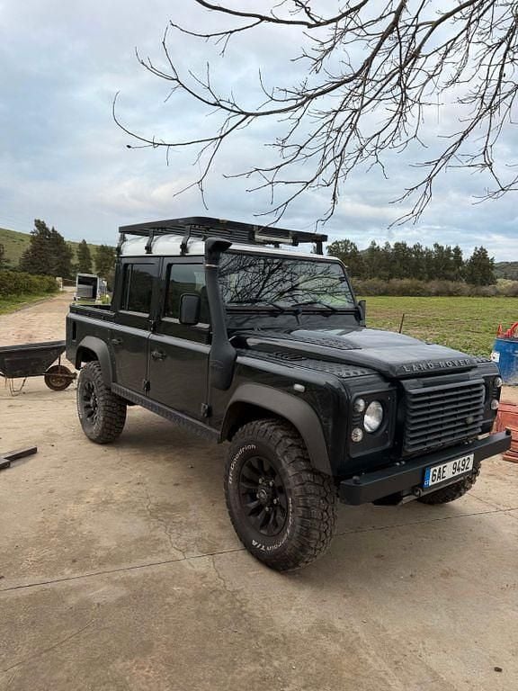 Gebraucht Land Rover Defender 122 PS (89 kW) 2012 Schwarz Pickup