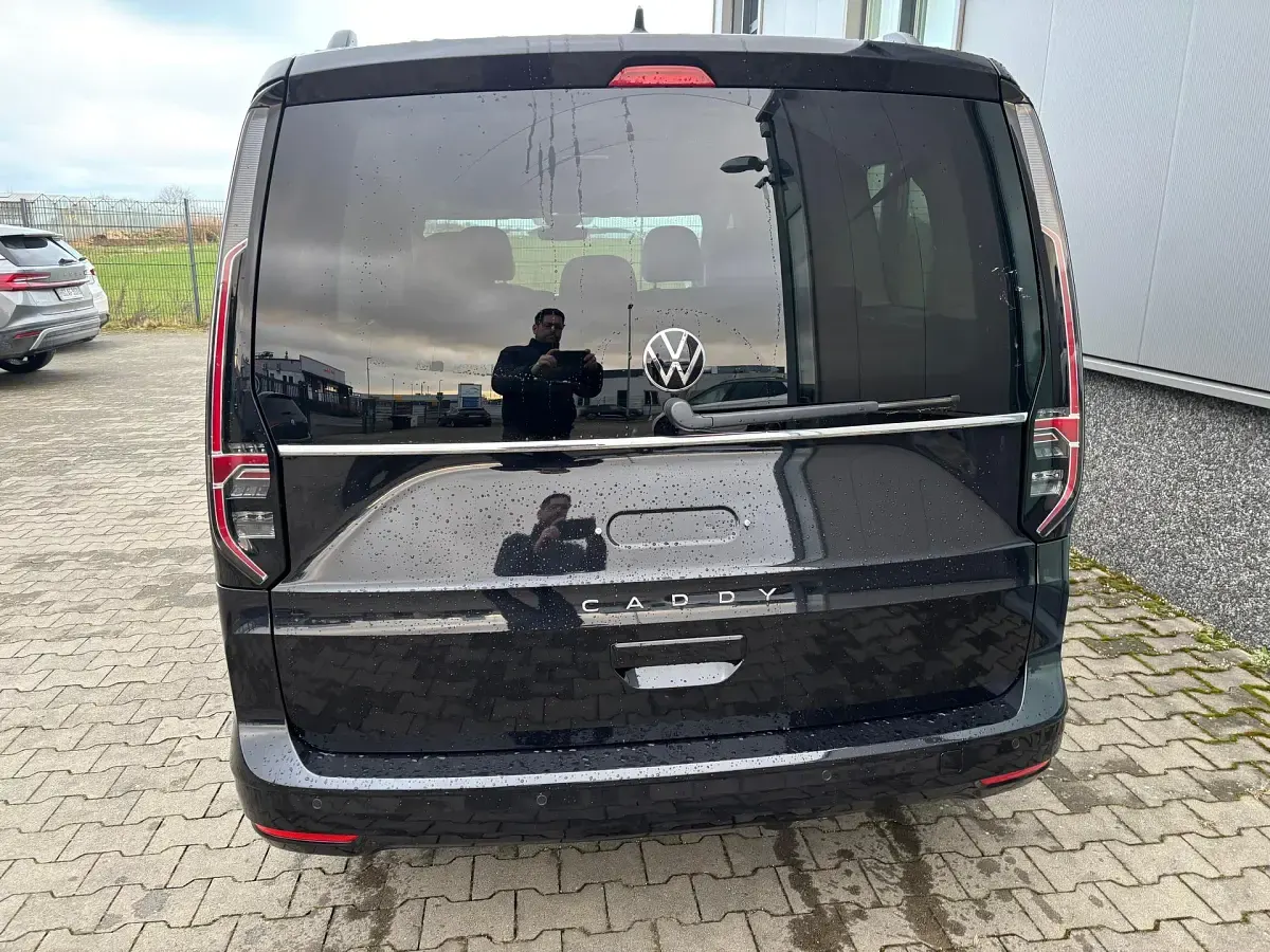 Neu VW Caddy Maxi Style 116 PS (85 kW) 2026 Van / Kleinbus