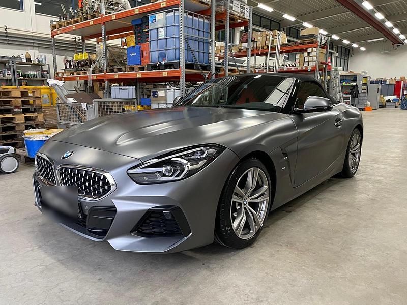 Grau Gebraucht 2022 BMW Z4 M Sport Cabrio | 42.500 € (Fairer Preis) - Bild 1/4