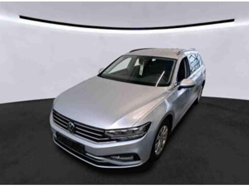 Second-hand VW Passat Business 150 CP (110 kW) 2022 Argintiu Break