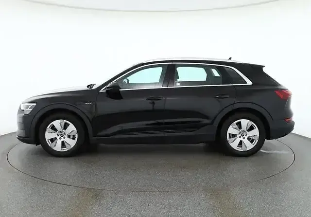 Gebraucht Audi e-tron Ambiente 230 kW (313 PS) 2022 Andere SUV