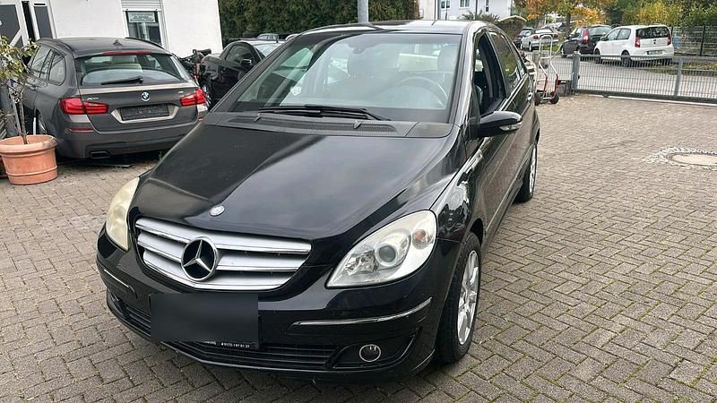 Schwarz Gebraucht 2007 Mercedes B170 Van / Kleinbus | 1.350 € (Superpreis) - Bild 1/4