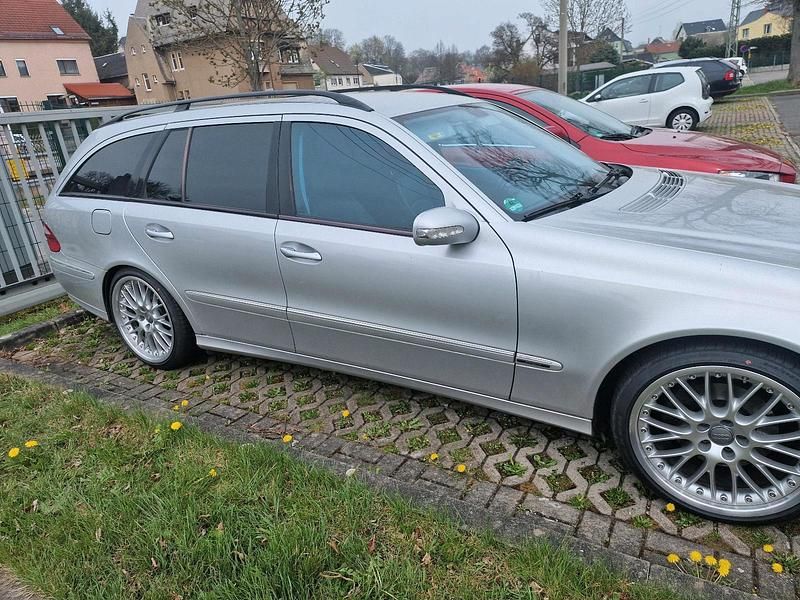 Gebraucht Mercedes E320 224 PS (164 kW) 2004 Silber Kombi