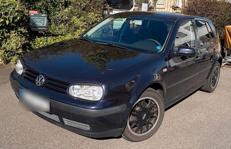 Gebraucht VW Golf IV 110 PS (80 kW) 2002 Violet Limousine