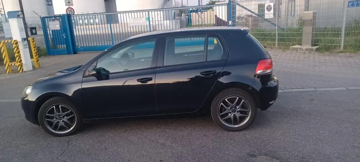 Second-hand VW Golf VI 120 CP (88 kW) 2010 Hatchback