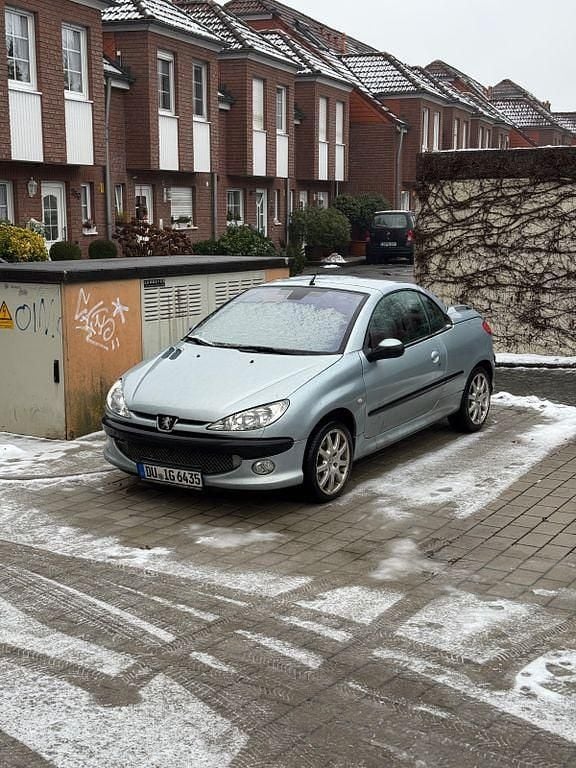 Silber Gebraucht 2001 Peugeot 206 CC Cabrio | 799 € (Superpreis) - Bild 1/4
