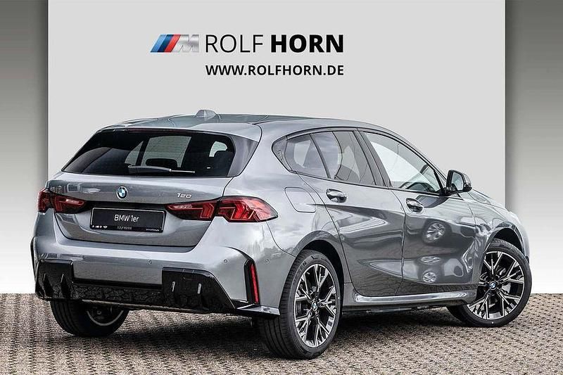 Neu BMW 120 M Sport 170 PS (125 kW) 2025 Grau Kleinwagen