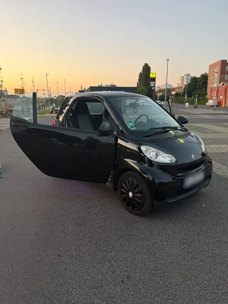 Gebraucht Smart ForTwo Coupé 64 PS (47 kW) 2010 Schwarz Coupé